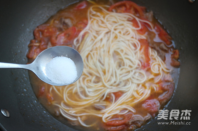 Tomato Beef Noodle recipe