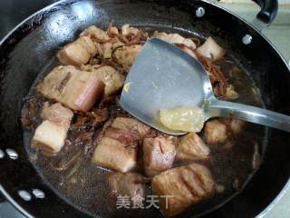 Braised Pork with Beans and Red Beans recipe