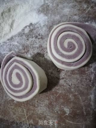 Knife Cut Flower Buns recipe