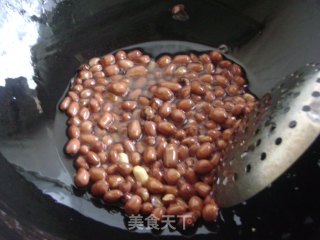 Celery Mixed with Peanuts recipe