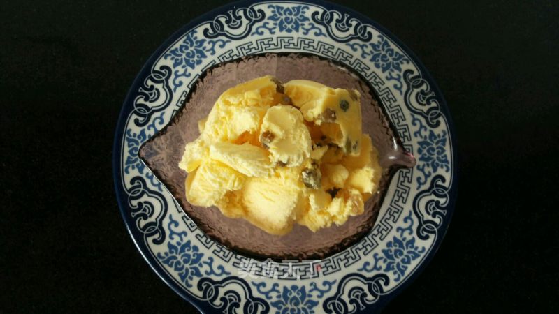 Creamy Raisin Ice Cream recipe