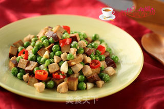 Fried Diced Pork with Peas and Eggs recipe