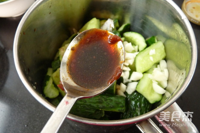 Cucumber with Beef Sauce and Vinegar recipe