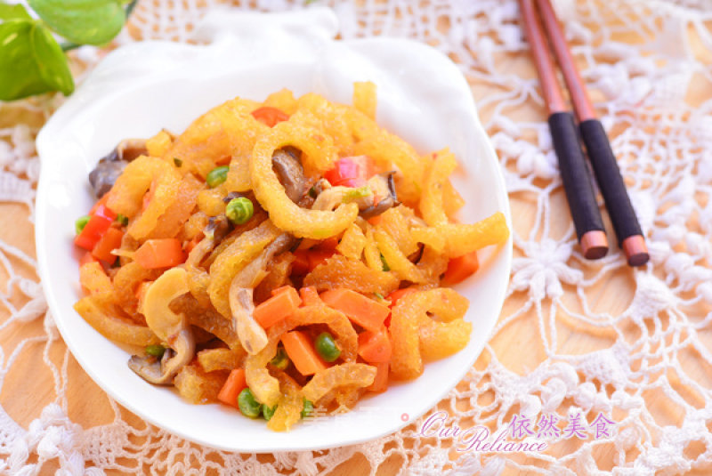 Stir-fried Pork Skin with Double Sauce recipe