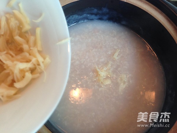 Sea Cucumber and Peanut Congee recipe