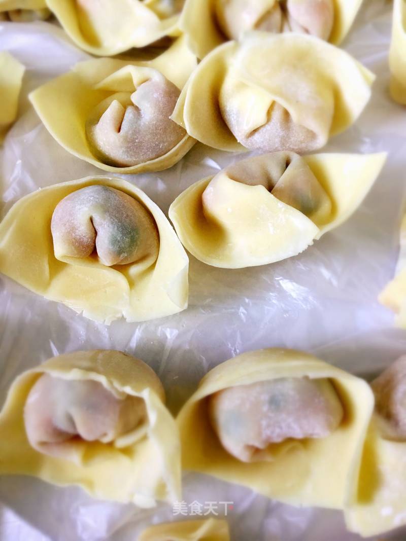 Wontons with Oil Residue and Cabbage recipe