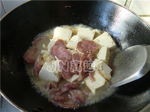 Sausage Stewed Tofu recipe