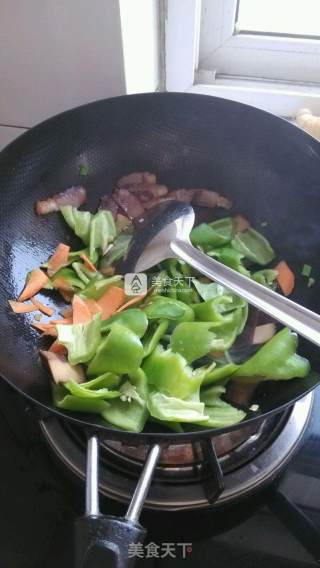 Flavored Bacon Stir-fry recipe