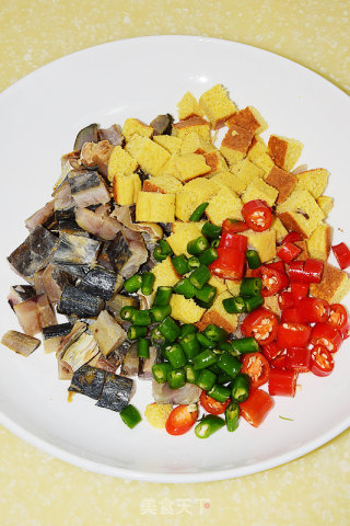 【baba Fried Salted Fish】--baba Salted Fish Turned Over recipe