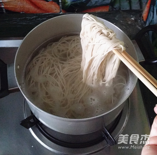 Laotan Pickled Cabbage Beef Sauce Noodles recipe