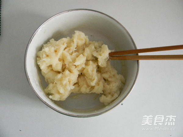 Snowy Mooncakes with Coconut Custard Filling recipe