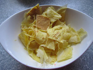 Red-billed Green Parrots that are Planted in Autumn and Harvested in Spring --- Stewed Spinach recipe