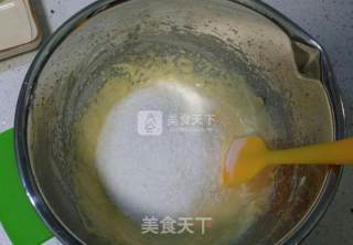 Cantonese-style Coconut Milk Fragrant Mooncakes recipe