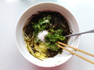 Potato Shreds Mixed with Kelp recipe