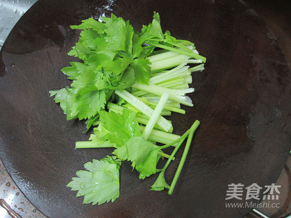 Cold White Fungus recipe