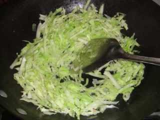 Stir-fried Cabbage with Tomatoes recipe