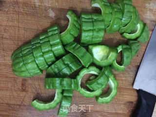 Bitter Gourd Braised Soybeans recipe