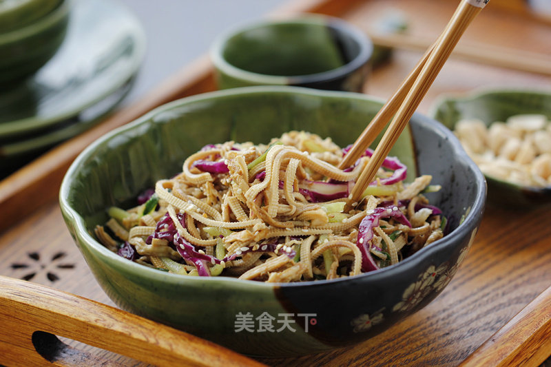 Shredded Shredded Chicken Mixed with Bean Curd recipe