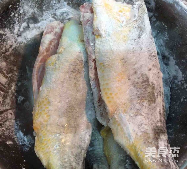 Braised Small Yellow Croaker recipe