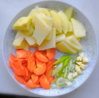 Fried Potatoes with Carrots recipe