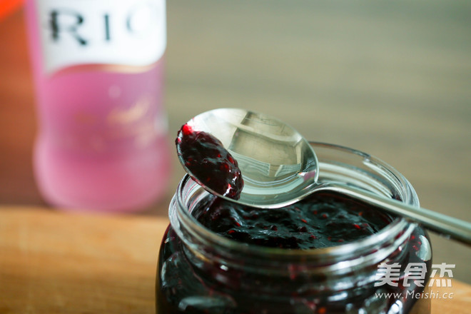 Blueberry Mint Iced Drink recipe