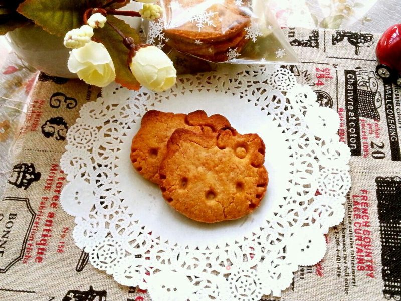 Hello Kitty Almond Cake recipe