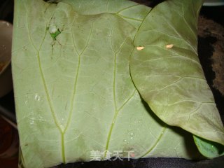 Steamed Pork Ribs with Lotus Leaf Powder recipe