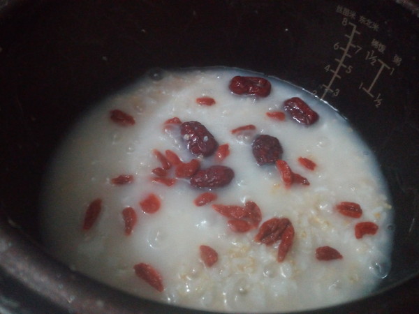 Gouqi Red Date Oatmeal recipe