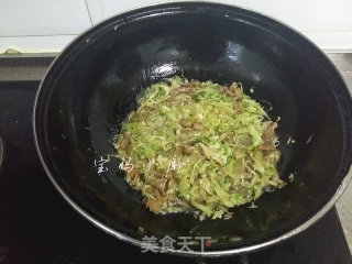 Stir-fried Noodles with Cabbage recipe