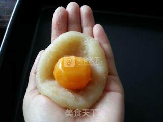 Mooncakes with Egg Yolk and Lotus Seed Paste recipe