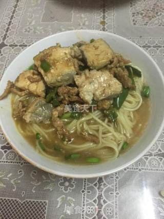 Tasty and Stinky Shredded Pork Noodles recipe