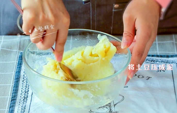 Scallion Okra Potato Cakes recipe
