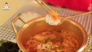 Korean Spicy Cabbage Bean Sprout Soup recipe