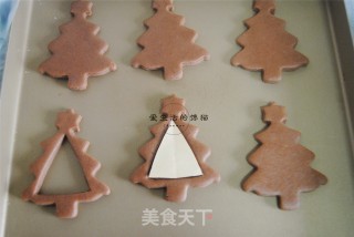 Walnut Gingerbread Tree recipe