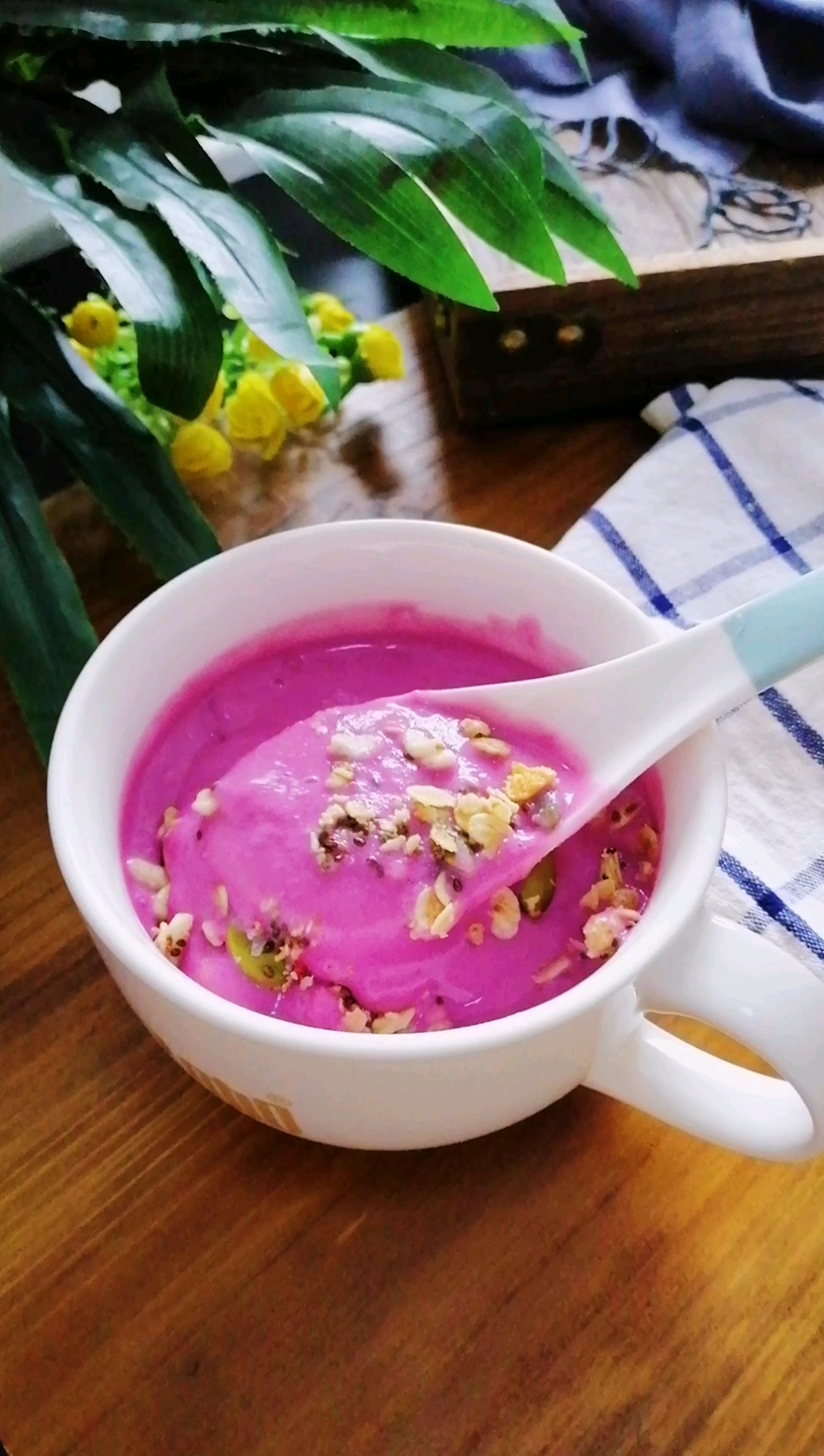 Yogurt and Purple Potato Milkshake