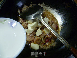 Stir-fried Bullfrog with Zizania recipe