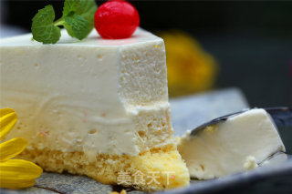 Yogurt Cheese Mousse Cake recipe