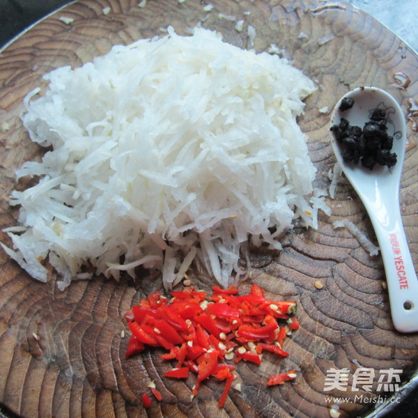 White Radish Shreds with Black Bean Sauce recipe