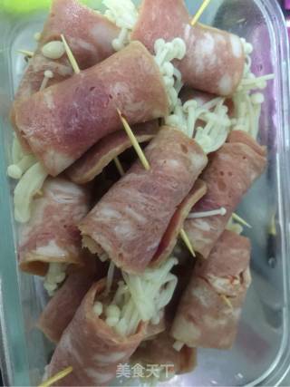 Bacon Enoki Mushroom Roll recipe