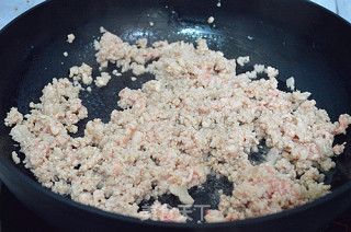 Minced Pork with Shiitake Mushrooms [with Minced Pork Mixed with Sweet Potato Leaves] recipe