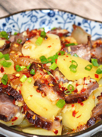 Steamed Potatoes with Bacon recipe