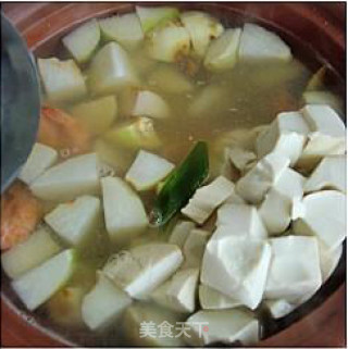 Homemade Calcium Supplemental Soup----taro Tofu and Shrimp Soup recipe