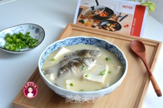 Crucian Tofu Soup recipe