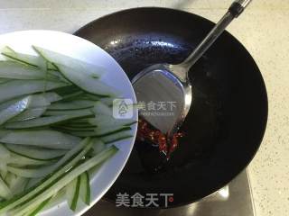 Stir-fried Hot and Sour Winter Melon Peel recipe