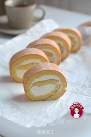 Cream Chiffon Cake Roll recipe