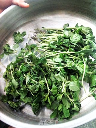 #春食野菜香# Fried Egg Mint Cake recipe