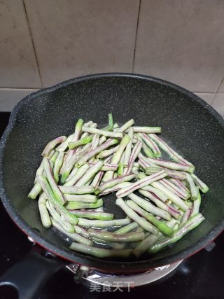 Braised Beef Tendon with Pinto Beans recipe