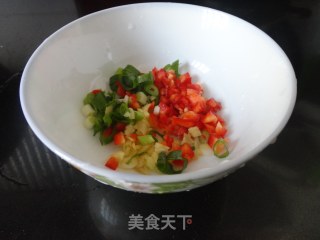 [chicken Gizzards Mixed with Sour and Spicy Cucumber] recipe