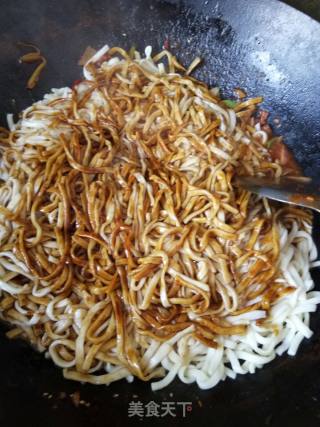 Fried Noodles with Beef recipe