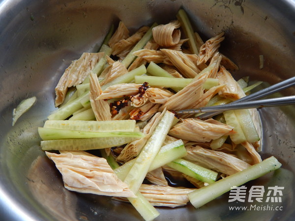 Cucumber with Yuba recipe